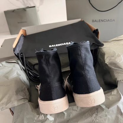 Balenciaga casual canvas shoes - Image 9
