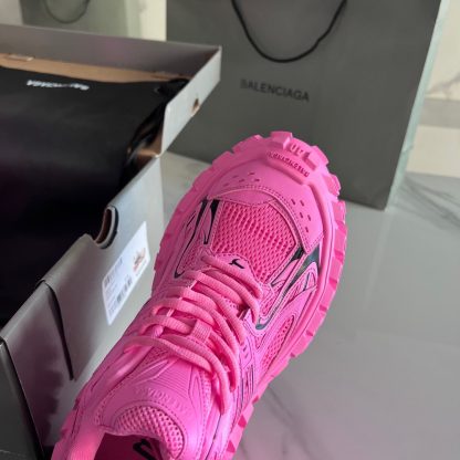 Balenciaga tire pattern sole sneakers - Image 9