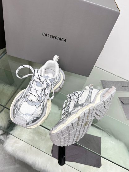Balenciaga fashion sports shoes - Image 9