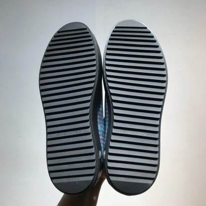 Louis Vuitton low-top new casual couple shoes - Image 9