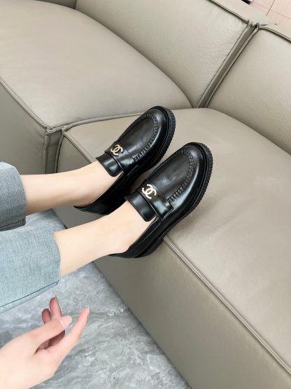 Chanel versatile black shiny slim temperament loafers heel height 2cm - Image 9
