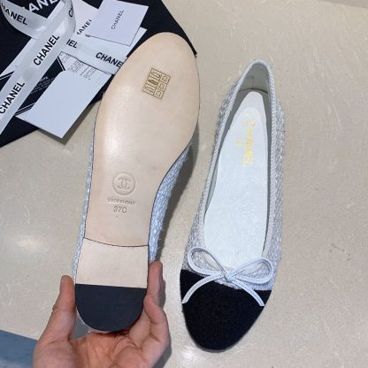 Chanel fashion item white elegant and exquisite ballet shoes - Image 9