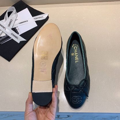 Chanel fashion item dark green elegant and exquisite ballet shoes - Image 9