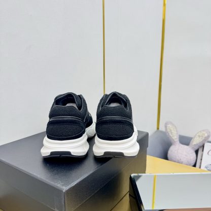 Chanel men's and women's couple's pure black classic sports casual dad shoes - Image 9