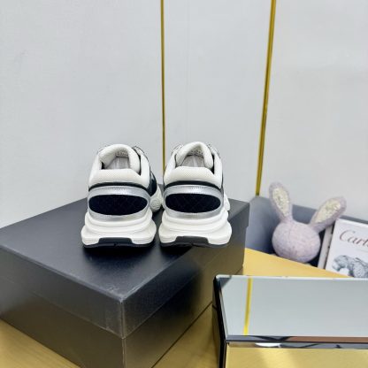 Chanel men's and women's couple's white and black classic breathable casual dad shoes - Image 9