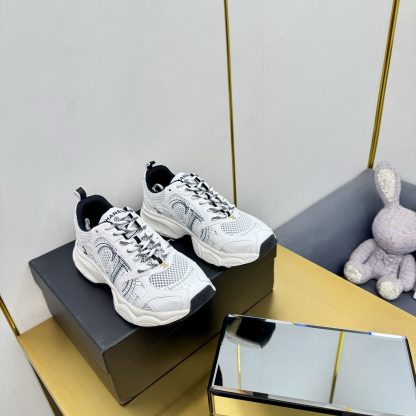 Chanel men's and women's couple's white and black classic breathable versatile casual dad shoes - Image 9