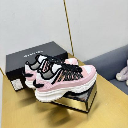 Chanel men's and women's couple's pink and black classic sports casual dad shoes - Image 8