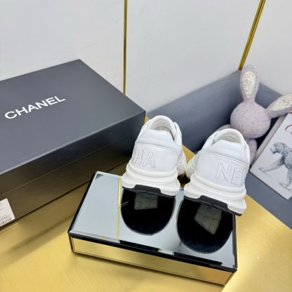Chanel men's and women's couple's pure white classic sports fashion casual dad shoes - Image 9