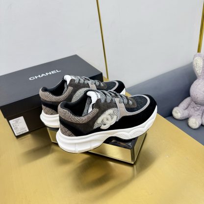 Chanel unisex couple's black and brown casual shoes - Image 9