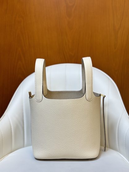 Hermes cream platinum buckle 18cm basket bag - Image 9