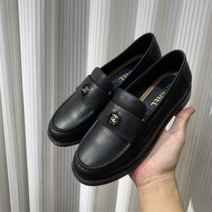 Chanel autumn and winter new black retro style small round head loafers - Image 8