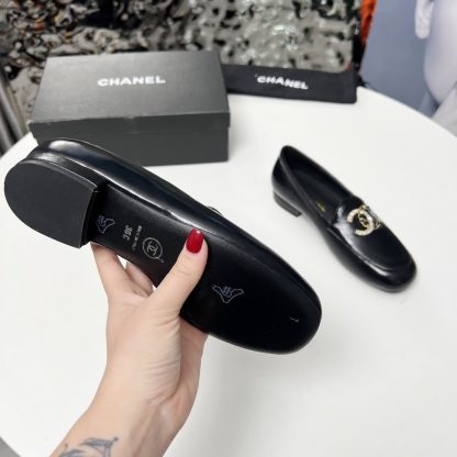 Chanel Early Spring Dance Shoes Series Small Round Toe Slim Black Loafers - Image 9