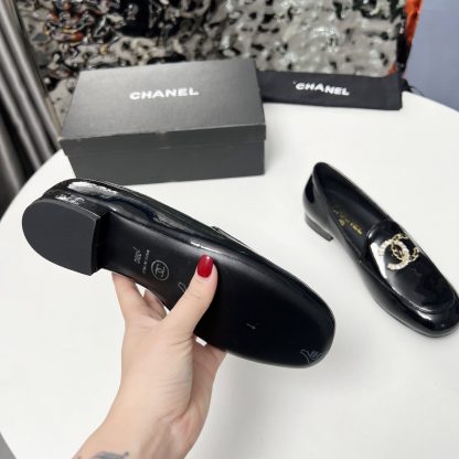 Chanel Early Spring Dance Shoes Series Small Round Toe Slim Black Shiny Loafers - Image 9