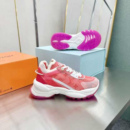 Louis Vuitton Run 55 sneakers - Image 9