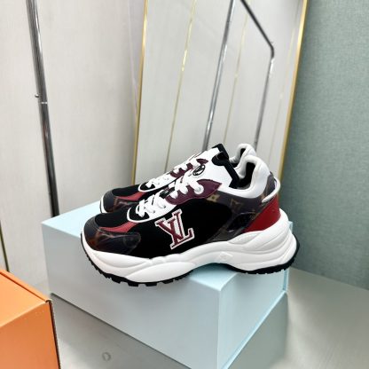 Louis Vuitton Run 55 sneakers - Image 8