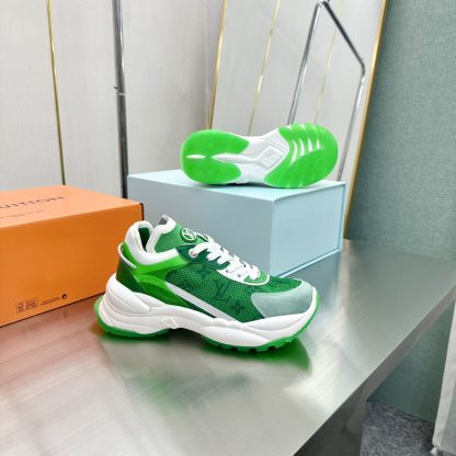 Louis Vuitton Run 55 sneakers - Image 9