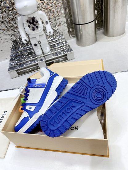 Louis Vuitton Trainer DIY Buckle Sneakers - Image 9