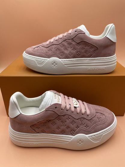 Louis Vuitton casual all-match sneakers - Image 9