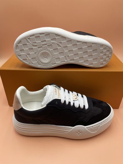 Louis Vuitton casual all-match sneakers - Image 8