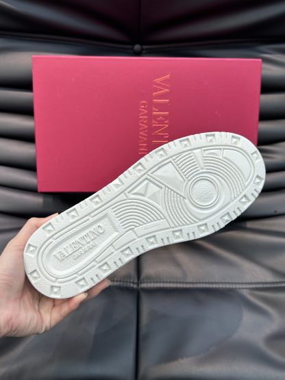 VALENTINO low-top calfskin sneakers - Image 9