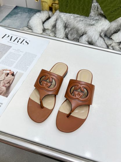 Gucci flip flops