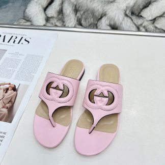 Gucci flip flops