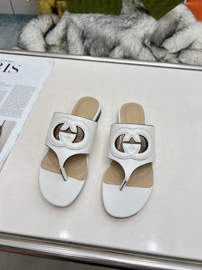 Gucci flip flops