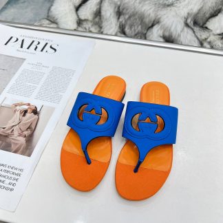 Gucci flip flops
