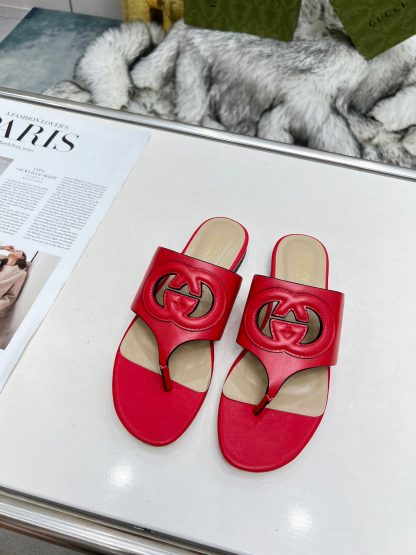 Gucci flip flops