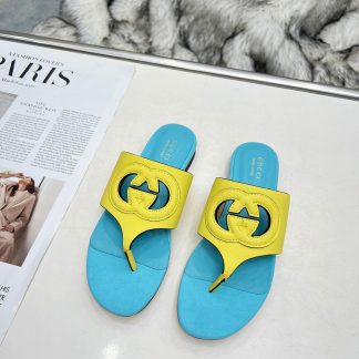 Gucci flip flops