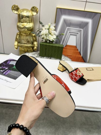 Gucci classic buckle slippers - Image 9