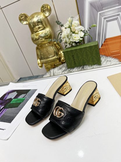 Gucci classic buckle slippers