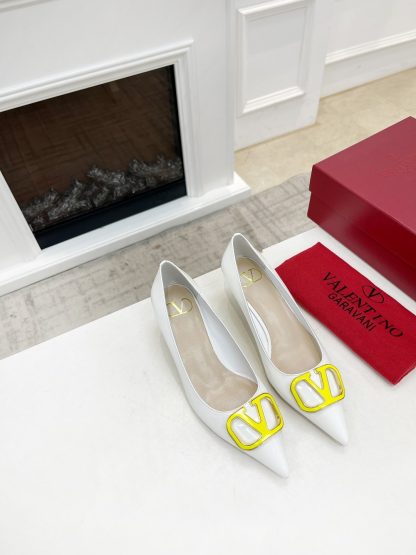 VALENTINO Exquisite bronze buckle fashionable high heels - Image 7