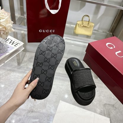 Gucci Women's New GG Platform Slide Sandals - Image 9