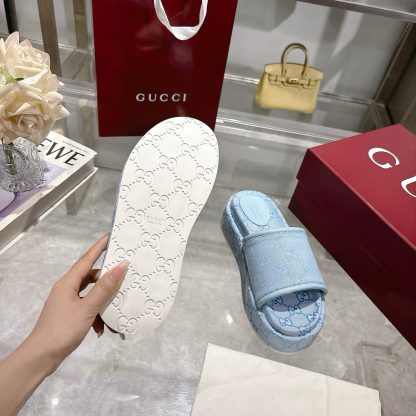 Gucci Women's New GG Platform Slide Sandals - Image 9