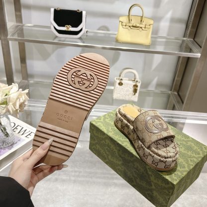 Gucci Women's Large GG Platform Slides - Image 9