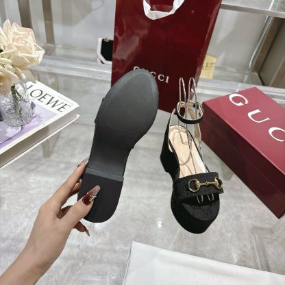 Gucci Women's Horsebit Flat Mid-Heel Platform Sandals - Image 9