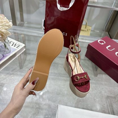 Gucci Women's Horsebit Flat Mid-Heel Platform Sandals - Image 9