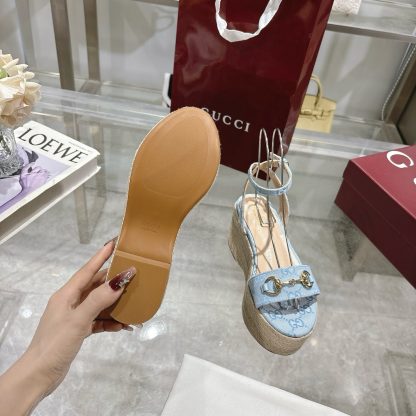 Gucci Women's Horsebit Flat Mid-Heel Platform Sandals - Image 9