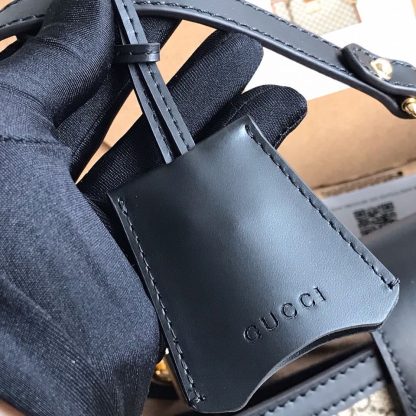 Gucci leather keychain - Image 9