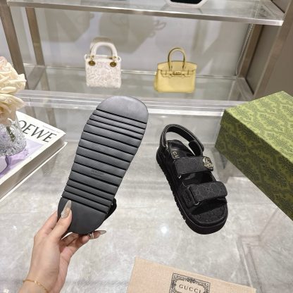 Gucci Double G women's sandals - Image 9