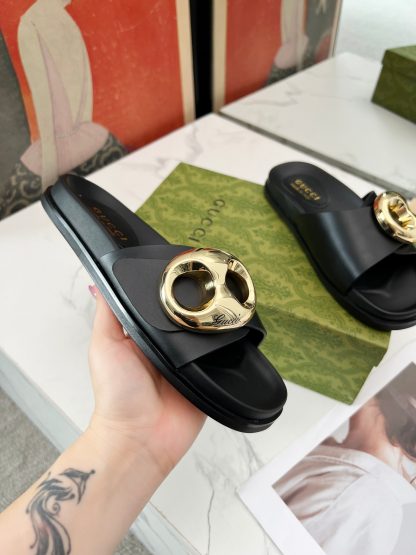 Gucci's new summer super hot slippers - Image 9