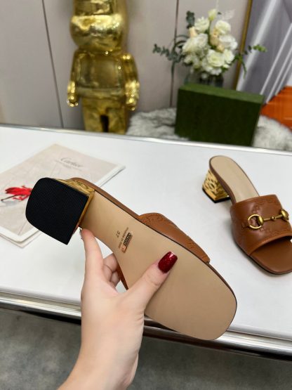 Gucci mid-heel slippers - Image 10