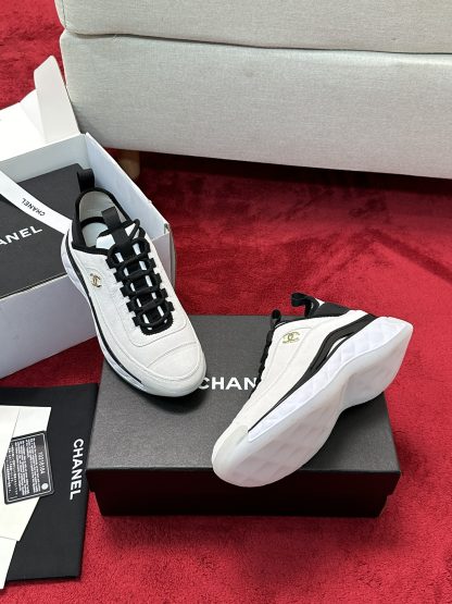 Chanel white men's and women's couple's mixed craft embroidery style versatile casual sports shoes - Image 9