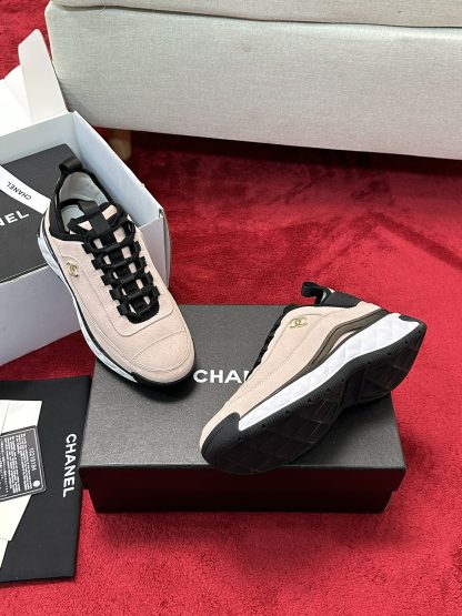 Chanel unisex couple pink mix and match classic fashion casual sneakers - Image 9