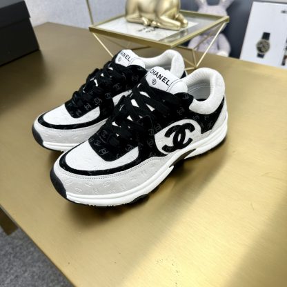 Chanel classic gray and black versatile casual sneakers - Image 9