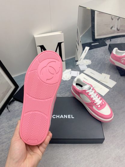 Chanel Spring and Summer Ultra High Quality Pink Fashionable Casual Sports Sneakers - Image 9