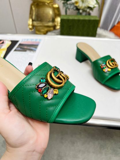 Gucci spring and summer new GG rhinestone buckle round toe thick heel slippers - Image 8