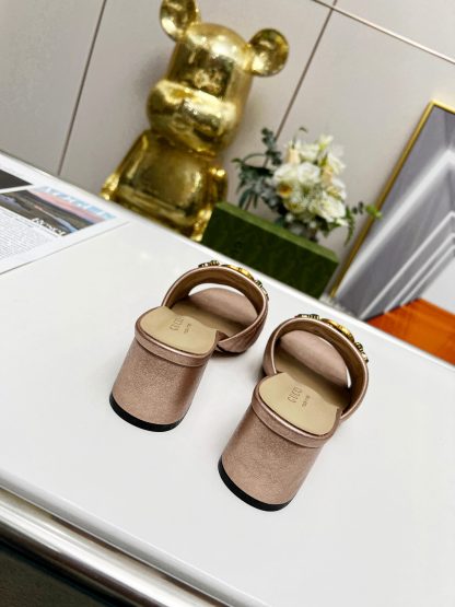 Gucci spring and summer new GG rhinestone buckle round toe thick heel slippers - Image 9