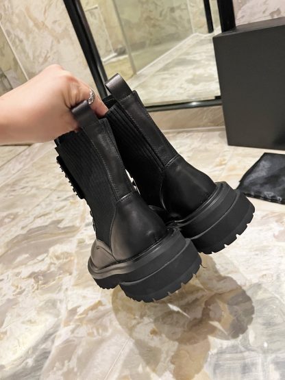 Chanel black matte autumn and winter new handsome fashion luxury letter knight Martin boots - Image 8